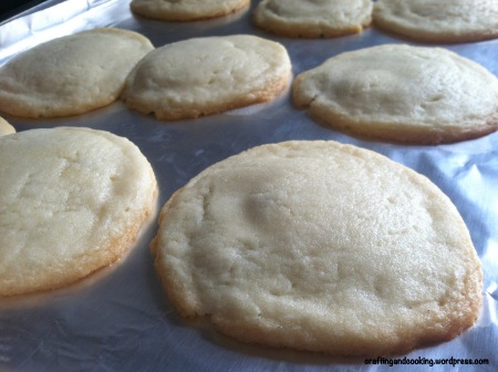 rolo-stuffed sugar cookies 3